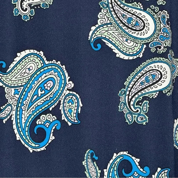 JM Collection XL Shirt Top Blue Paisley Short Sleeve Round Neck Stretch Casual - Picture 2 of 7
